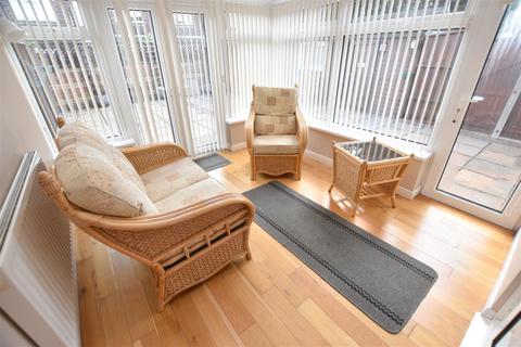 6 Ashby Close, Grimsby, DN37 9HJ