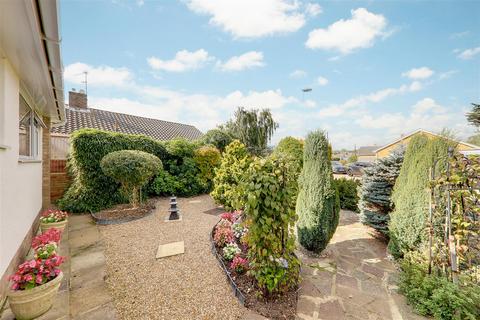 2 bedroom detached bungalow for sale, Cleveland Road, Salvington, Worthing