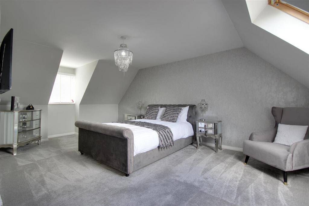 Main bedroom area