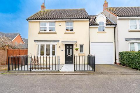 4 bedroom link detached house for sale, Old Moors, Great Leighs, Chelmsford