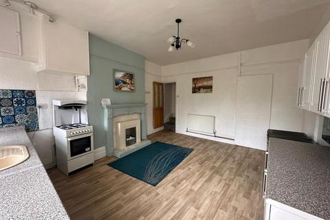 2 bedroom apartment to rent, Back River Street, Haworth
