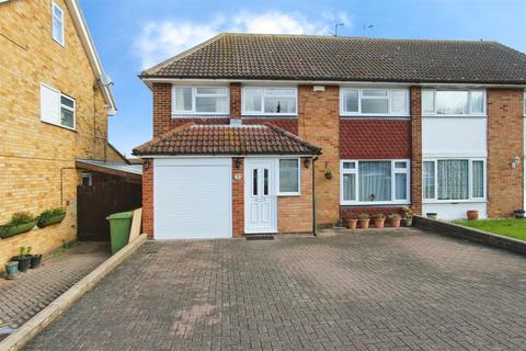 4 bedroom house for sale, Rivers Road, Teynham, Sittingbourne