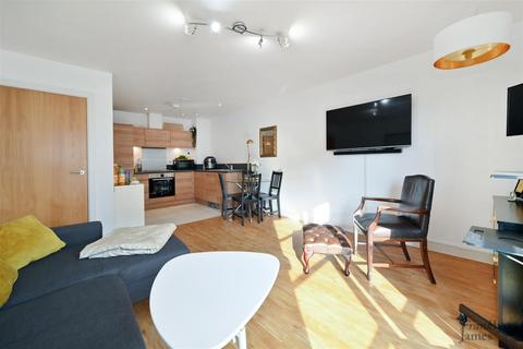 1 bedroom apartment for sale, Commercial Road, London, E14