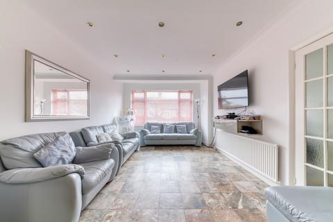 3 bedroom terraced house for sale, Norbury Rise, London, SW16