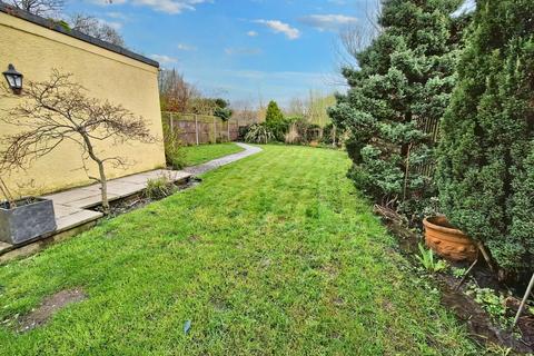 39 Mervyn Way, Pencoed, Bridgend, CF35 6JH