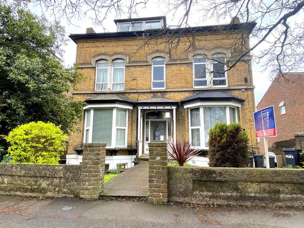 Glen View, Gravesend Studio for sale £125,000