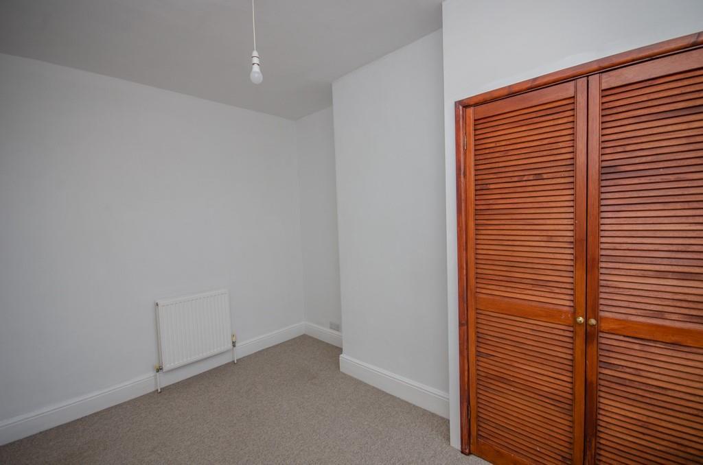 Bedroom two pic 2.jpg
