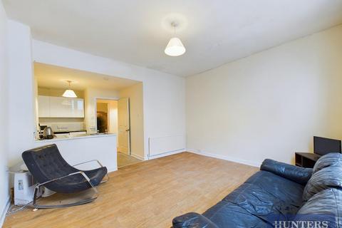 1 bedroom flat for sale, South Street, Scarborough
