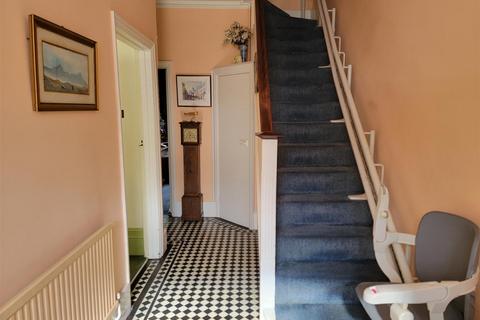 74 Woodberry Avenue, London, N21 3LB