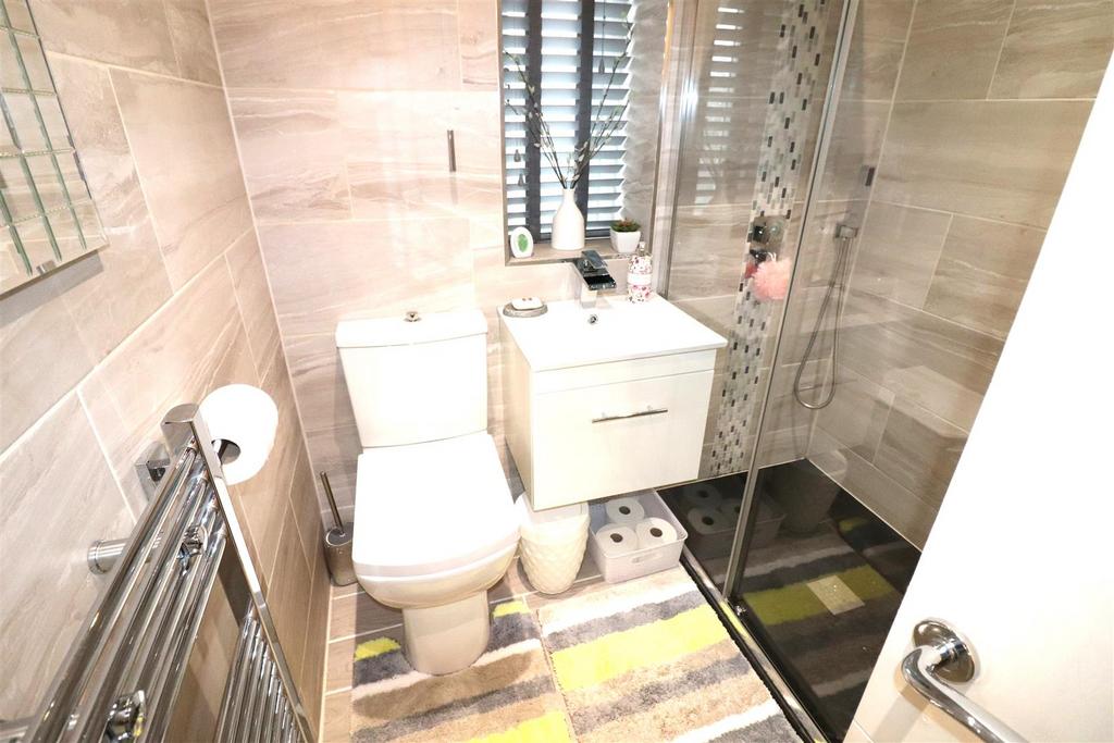 Modern shower room