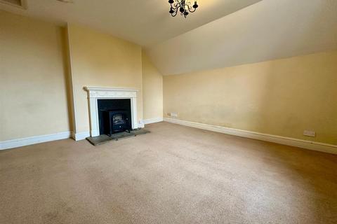 2 bedroom flat for sale, Lower Town, Halberton, Tiverton EX16