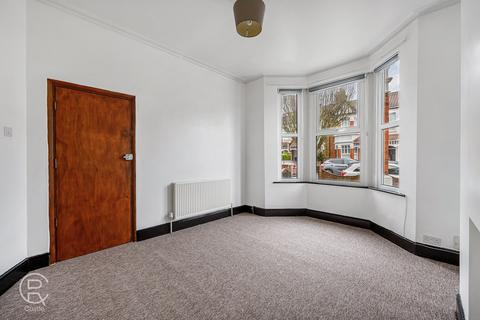 1 bedroom flat for sale, Ground Floor, Adelaide Road, LONDON, W13