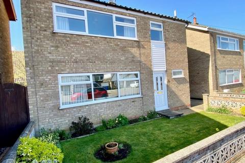 3 bedroom detached house for sale, Foxglove Close, Pakefield, Lowestoft, Suffolk