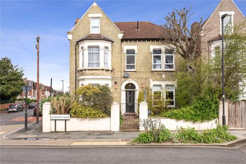 Kempshott Road, London, SW16