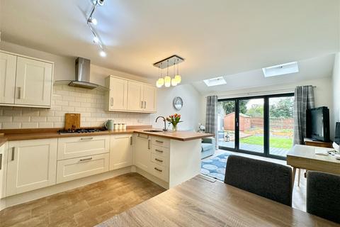 4 bedroom semi-detached house for sale, Welcombe Avenue, Braunstone Town