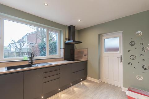 25 Amberley Road, Macclesfield, SK11 8LX