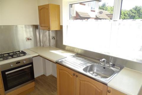 2 bedroom end of terrace house for sale, Cardinals Gate: Werrington