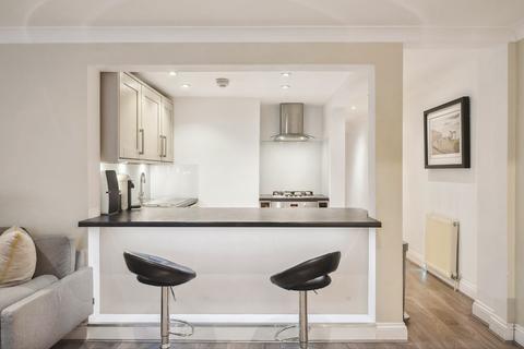 2 bedroom flat for sale, Westbourne Gardens, W2