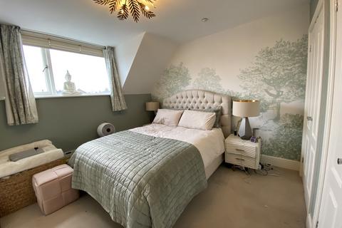 2 bedroom flat for sale, Sussex Gardens, Westgate