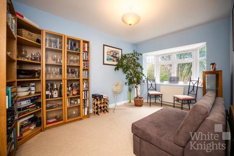 4 bedroom detached house for sale, Reading Road, Woodley, Reading, RG5 3AD