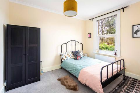 31 Maud Road, London, E13 0JT