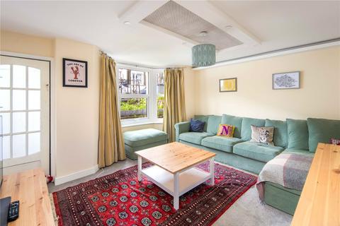 31 Maud Road, London, E13 0JT