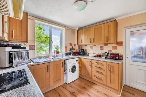 24 Cobbetts Walk, Bisley, Woking, GU24 9DU
