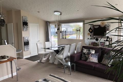 2 bedroom lodge for sale, Hornsea Leasure Park-Atwick Hornsea