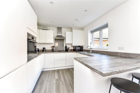 1 Beechen Row, Grayshott, Hindhead, GU26 6FW