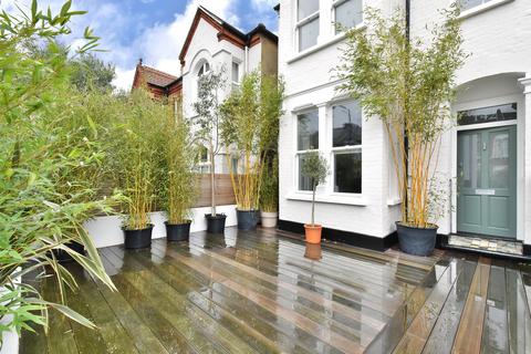4 bedroom terraced house for sale, Underhill Road