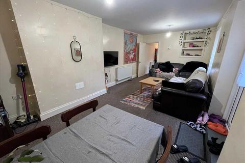 6 bedroom terraced house to rent, Plymouth PL4