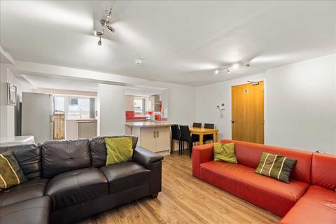 7 bedroom apartment to rent, Plymouth PL4