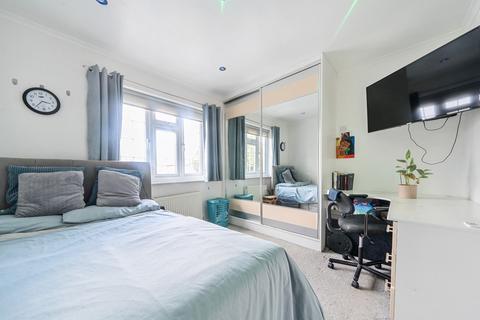 4 bedroom semi-detached house for sale, Adelphi Crescent, Hayes