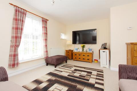 2 bedroom ground floor flat for sale, Clatford Manor House, Andover, Andover, SP11