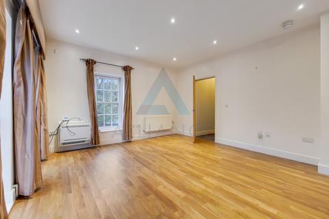 5 bedroom end of terrace house for sale, Feathers Place, London SE10