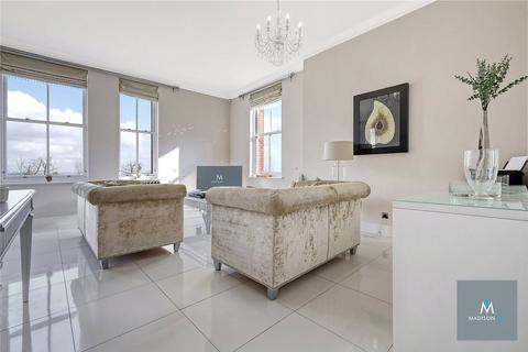3 bedroom penthouse for sale, Woodford Green, Woodford Green IG8