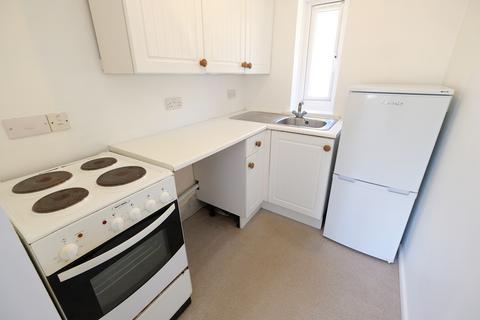 Studio for sale, Tides Way, Marchwood SO40