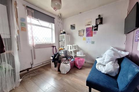 133 Elm Road, Oldham, OL8 3LB