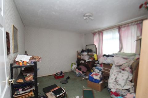 2 bedroom ground floor flat for sale, Harle Close, West Denton, Newcastle upon Tyne, Tyne and Wear, NE5 5EH