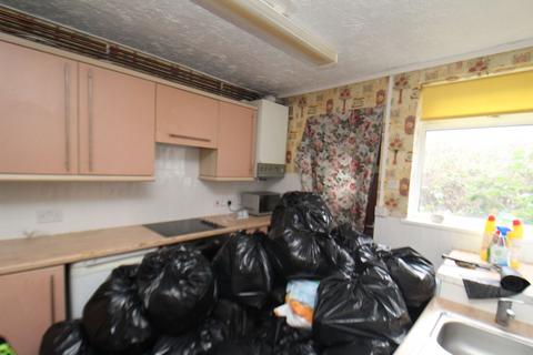 2 bedroom ground floor flat for sale, Harle Close, West Denton, Newcastle upon Tyne, Tyne and Wear, NE5 5EH