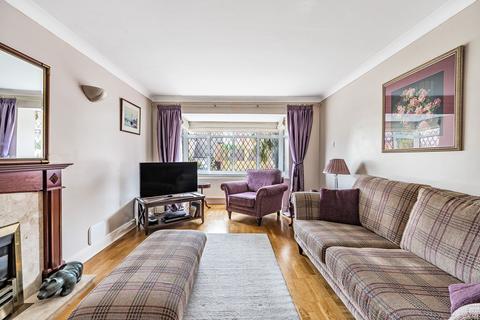 25 Danvers Way, Caterham, CR3 5FJ