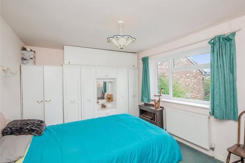 41 Tyersal Close, Bradford, BD4 8HE