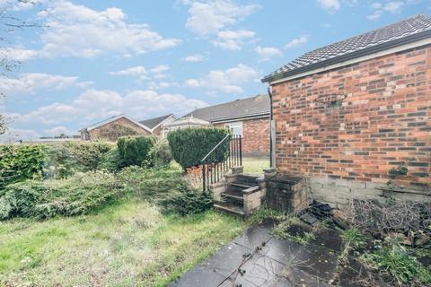 41 Tyersal Close, Bradford, BD4 8HE