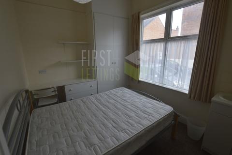5 bedroom terraced house to rent, Mundella Street, Leicester LE2
