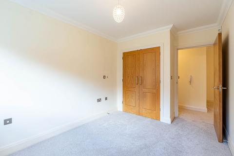 2 bedroom ground floor flat for sale, Northcourt Road, Saxon Court Northcourt Road, OX14