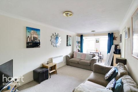 1 bedroom apartment for sale, Bourneside Crescent, London