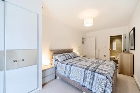 2 bedroom apartment for sale, Rolfe Terrace, London