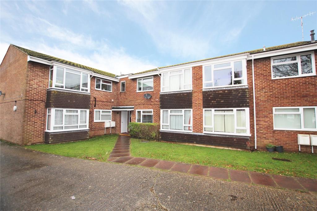 Castle Court, Castle Road, Worthing... 1 bed flat £875 pcm (£202 pw)