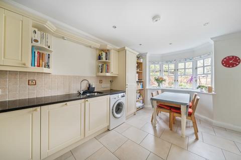 3 bedroom end of terrace house for sale, Church Road, Haslemere, Surrey, GU27