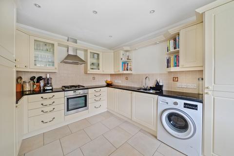 3 bedroom end of terrace house for sale, Church Road, Haslemere, Surrey, GU27